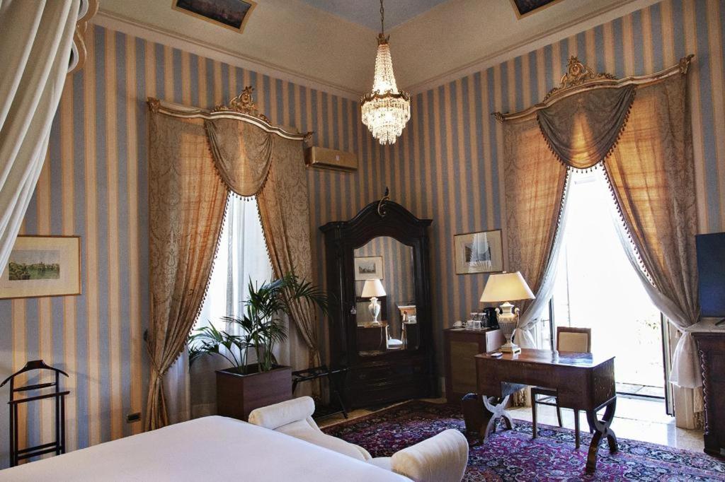 Palazzo Cherubini - Wellness e Spa Rossano Esterno foto