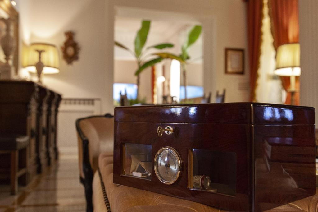 Palazzo Cherubini - Wellness e Spa Rossano Esterno foto
